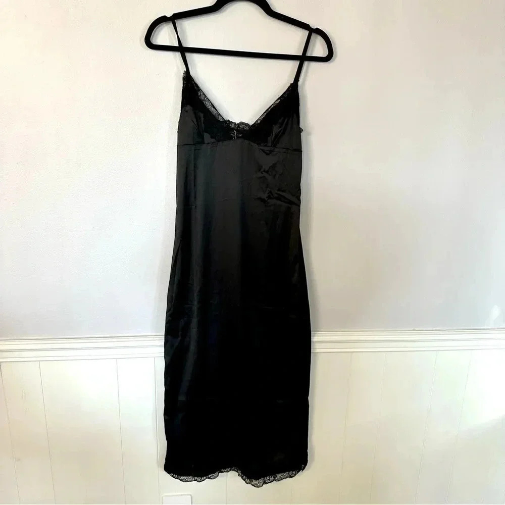 Rosedress Women's Black V-Neck Lace Satin Slip Dress with Straps Size M NWT - Picture 2 of 14